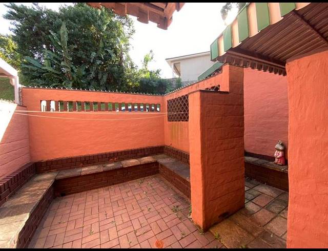 3 BEDROOM APARTMENT FOR SALE IN WOODHAVEN